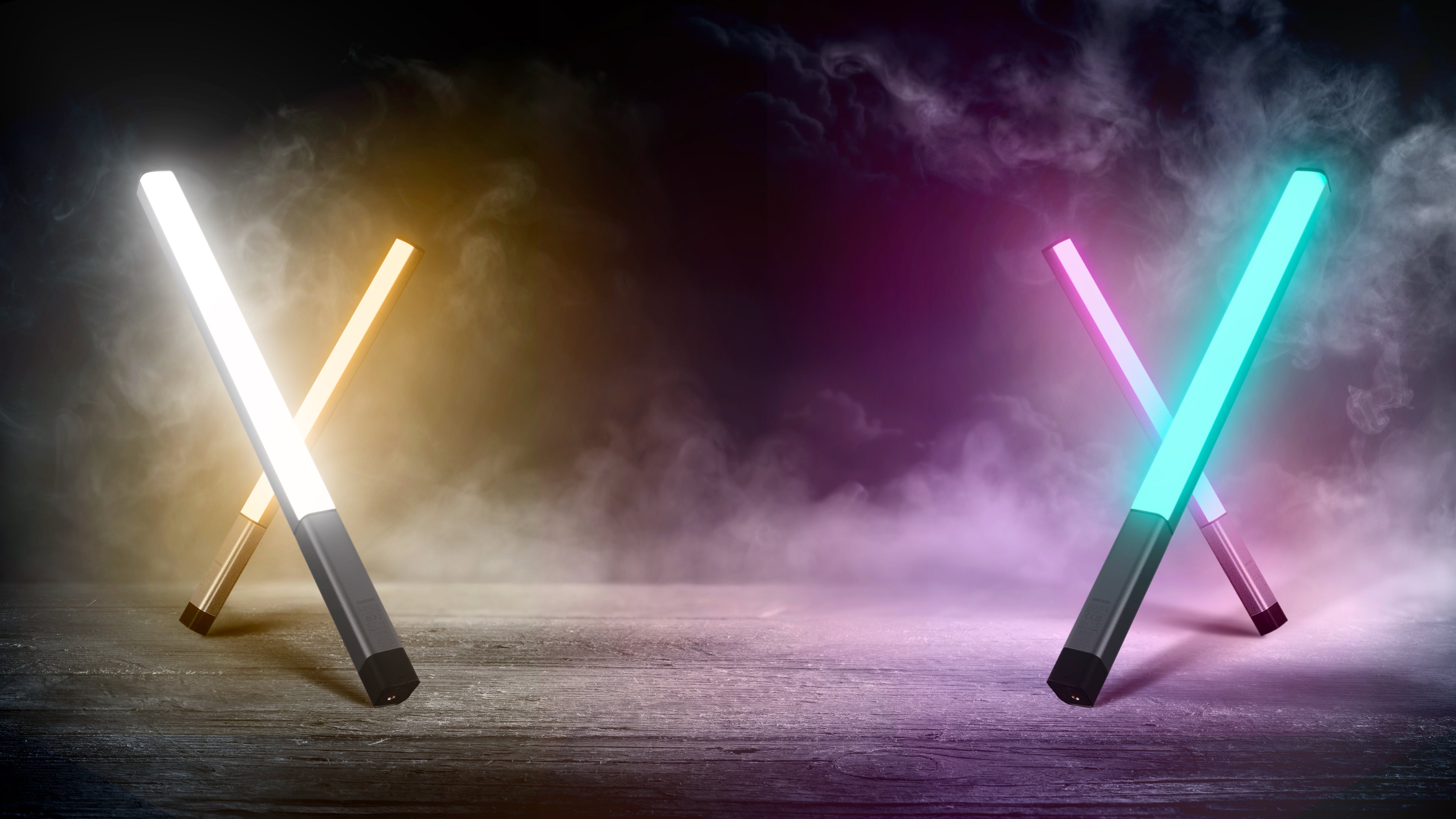 Der NEEWER CL124 RGB Lichtstab: Kreatives Lichtspiel und mobile Vielseitigkeit